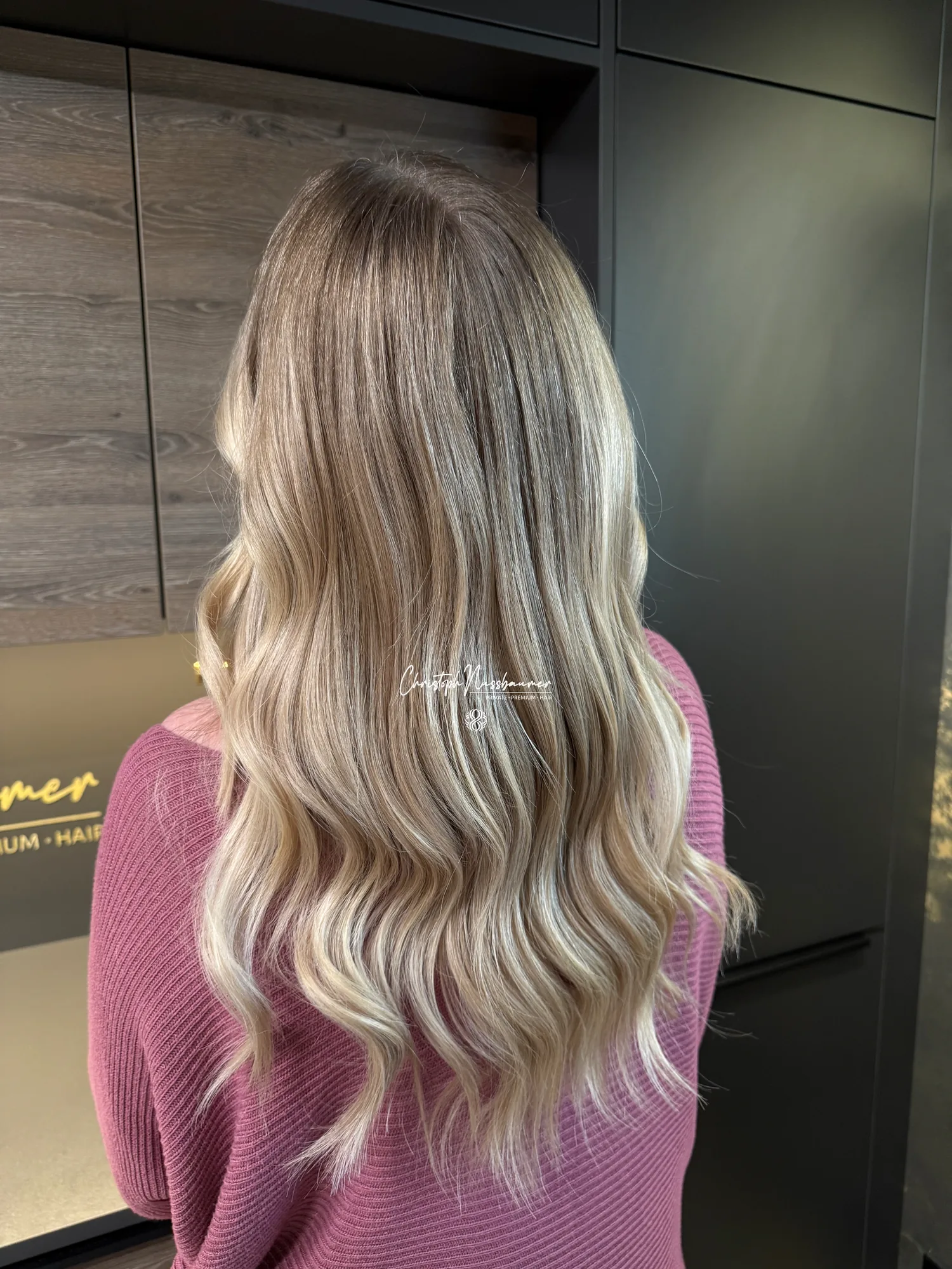 Nachher – weiches, natürlich wirkendes Blond per Foilyage